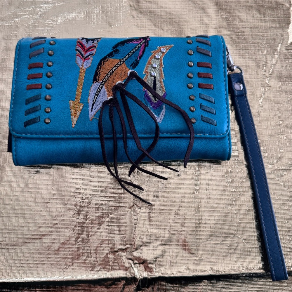 Turquoise Native Western Stud Fringe Feather Arrow Embroidered Wristlet Clutch